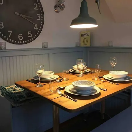 Johnny Reb In The Heart Of Staithes