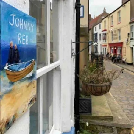 Johnny Reb In The Heart Of Apartamento